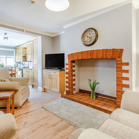 Queen Bs Bridlington Extérieur photo